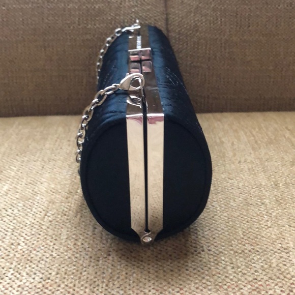 BCBG MaxAzria evening bag - Picture 3 of 6